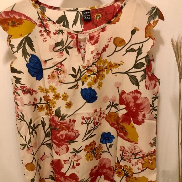 Floral Blouse - Picture 1 of 3